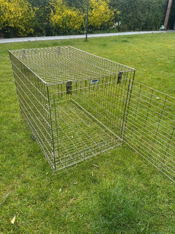 XXL dog crate 
