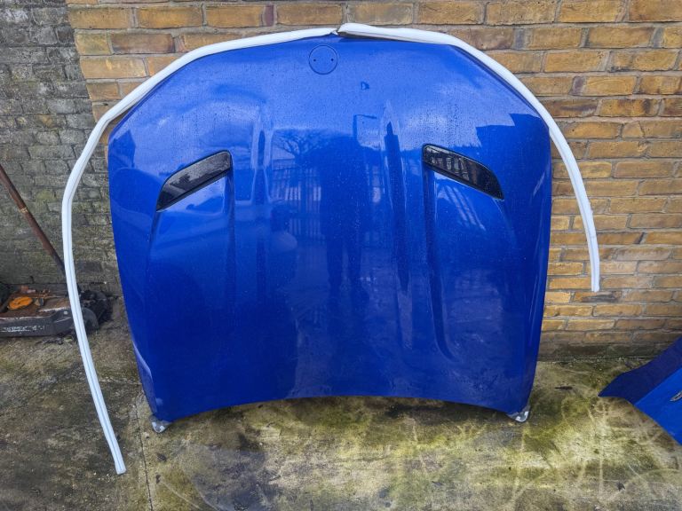 BMW M5 CS BONNET F90 2022