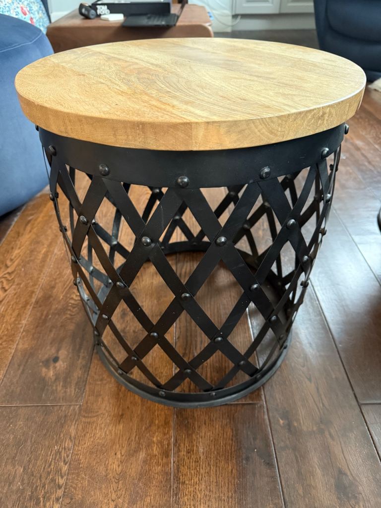 Modern Industrial Side Table | Mango Wood & Metal Design | Excellent Condition