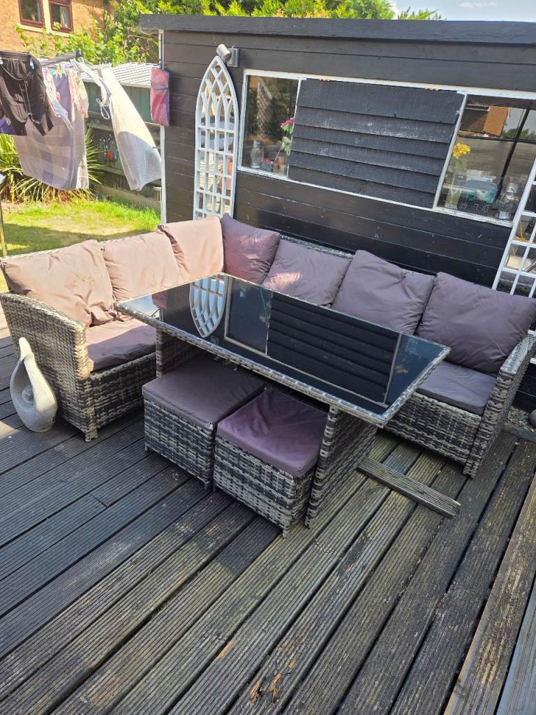 Rattan Garden Corner Sofa Set with Table and Stools