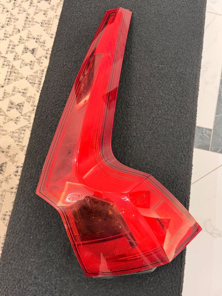 VOLVO V90 S90 MK2 O/S RIGHT DRIVER SIDE REAR LIGHT LAMP
