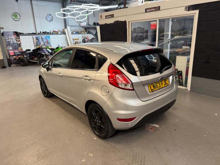 FORD FIESTA 1.3 Zetec 2013