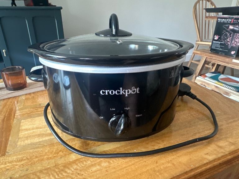 Crockpot Slow Cooker – Black, Good Condition