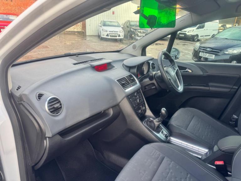2014 Vauxhall Meriva 1.4T 16V SE 5dr MPV PETROL Manual
