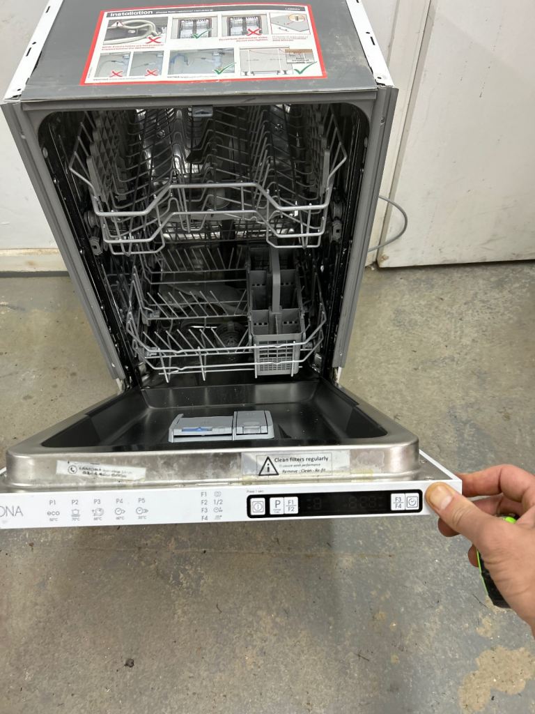 Lamona dishwasher