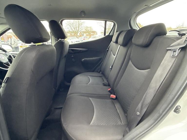 2016 Vauxhall Viva 1.0 SE 5dr [A/C] HATCHBACK PETROL Manual