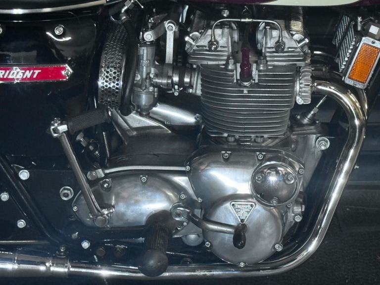 1972 TRIUMPH TRIDENT T150 V  Must See