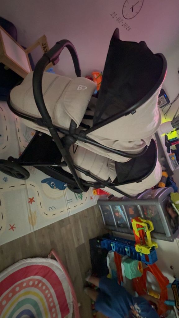 Puggle Memphis 2-in-1 Duo Double Twin Travel System - Good Condition