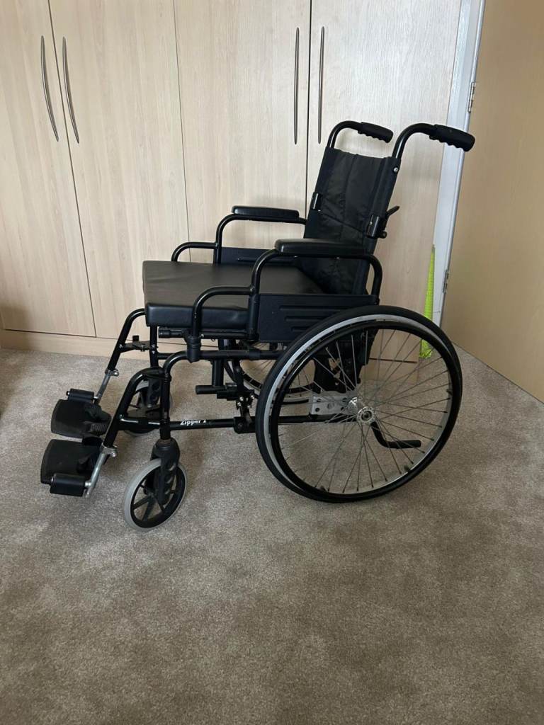 Wheelchair Invacare zipper 2