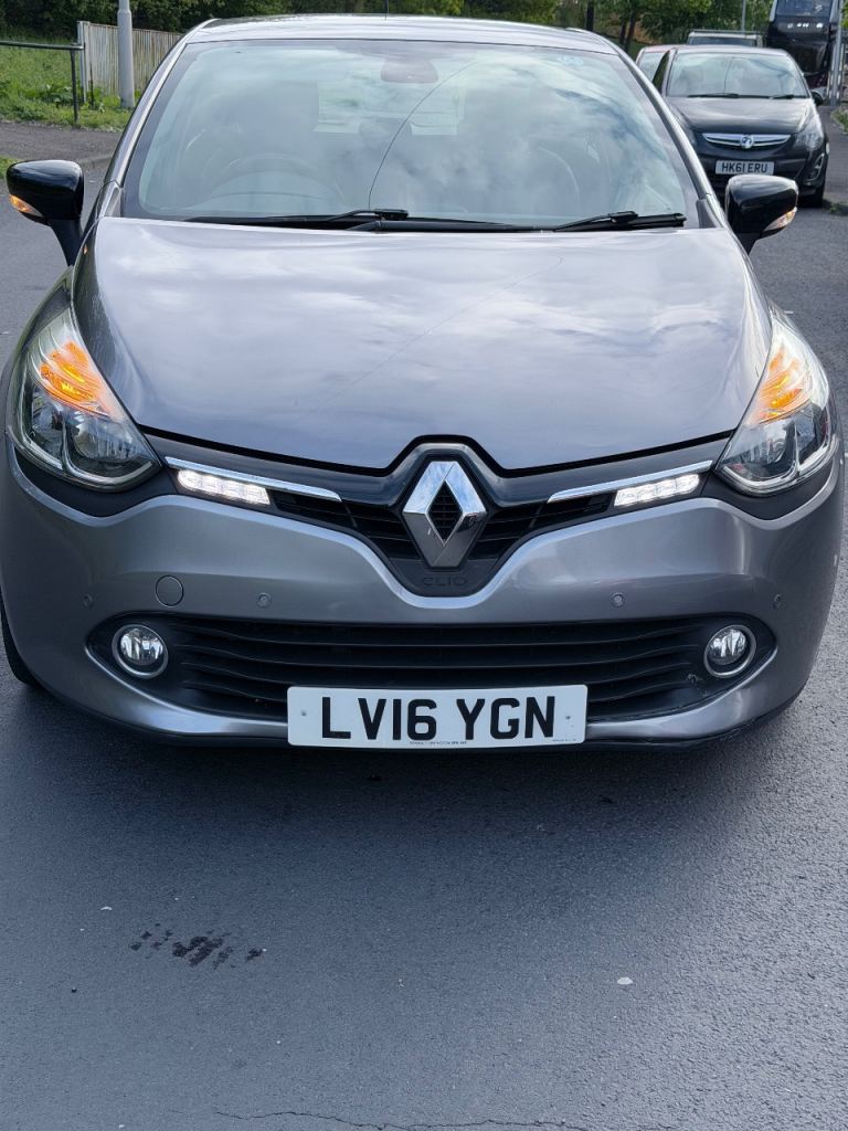 Renault, CLIO, Hatchback, 2016, Semi-Auto, 1461 (cc), 5 doors