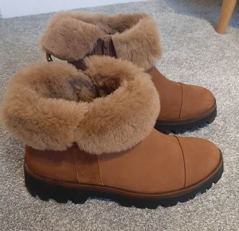 Sheepskin Boots by Waldlaufer. Size 7.5 H