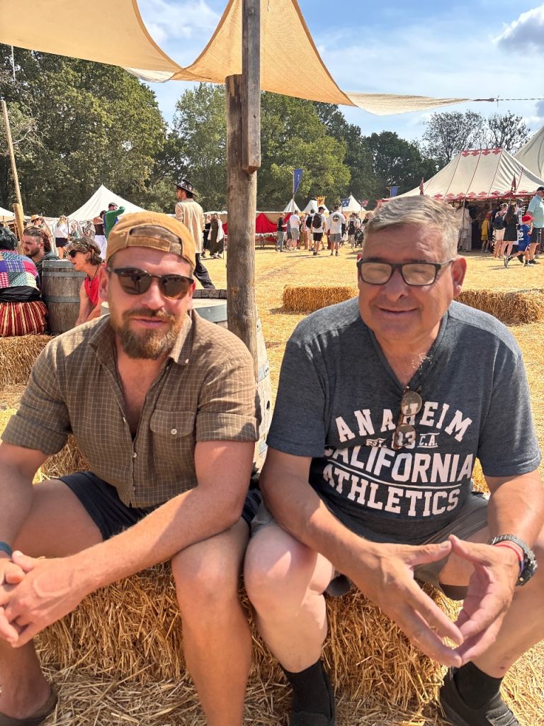 Expert carpenter & handy man looking for accommodation in exchange for work
