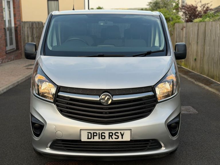Vauxhall, VIVARO, MPV, 2016, Manual, 1598 (cc), 5 doors