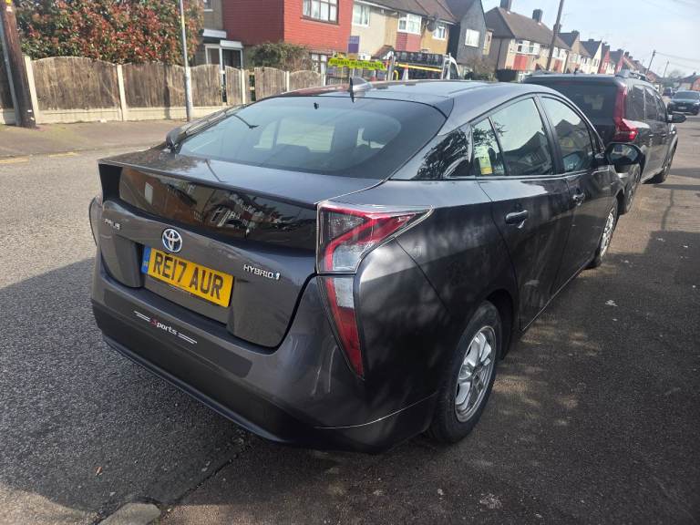 Pco Hybrid Prius UK Model,Business addition,2017,165K Miles, Rent 120/Week or Buy £8150 Only