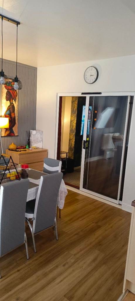 Big double room available to let in Bentley Doncaster