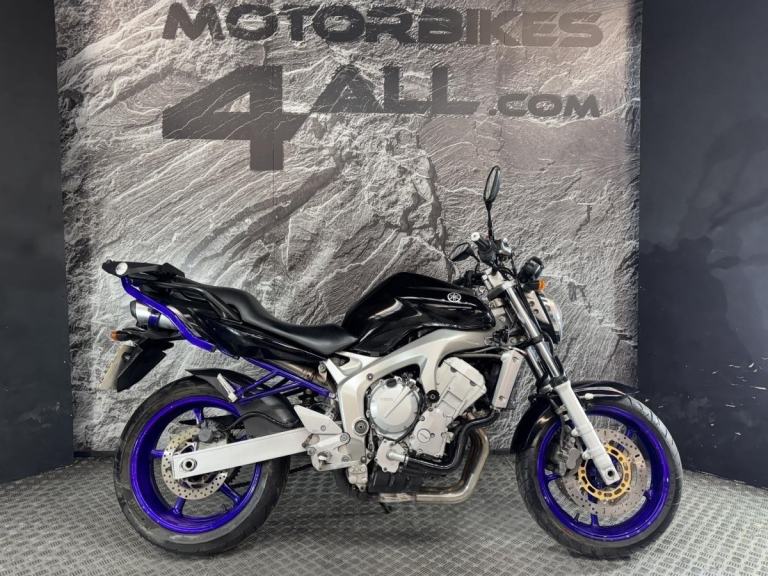 YAMAHA FZ6 2005 FAZER 600