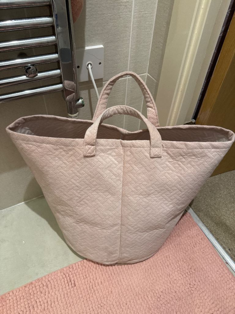 Pink Fabric Storage Basket/Laundry Bag – as good as new 