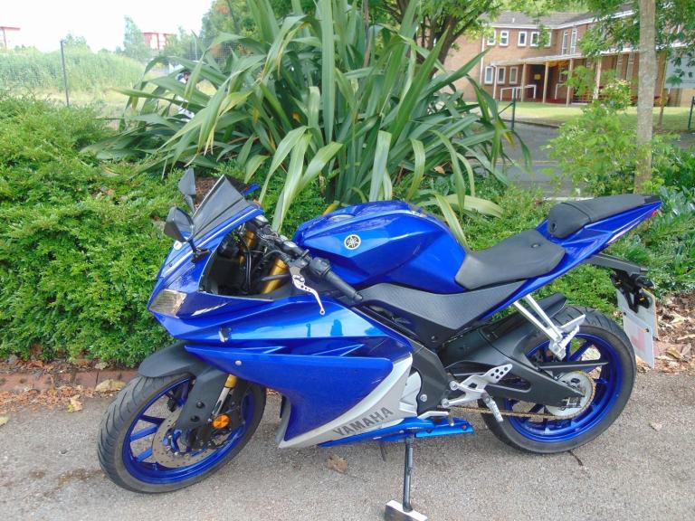 Yamaha YZFR125 2017 Supersport 125 ABS CBT learner legal 125, serviced new MOT 