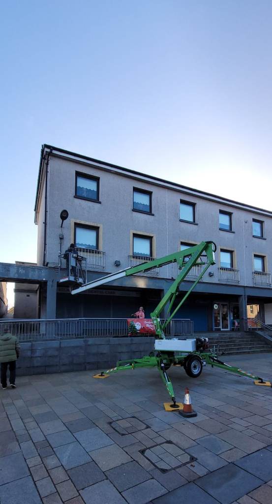 Nifty 120t towable cherry picker 