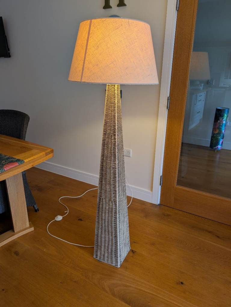 Rattan Pyramid Floor Lamp