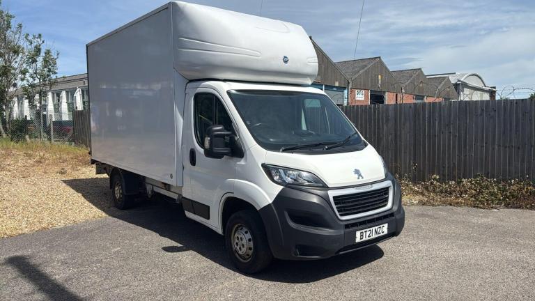 2021 Peugeot Boxer 2.2 BlueHDi Luton 140ps CHASSIS CAB DIESEL Manual