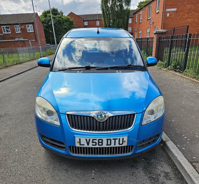 Skoda, ROOMSTER, MPV, 2008, Automatic, 1598 (cc), 5 doors