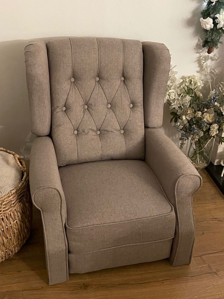 Brand New Recliner Chairs 