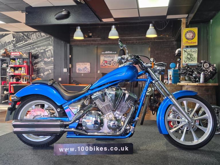 2010 HONDA VTX13000C CX FURY 16,000 MILE'S 