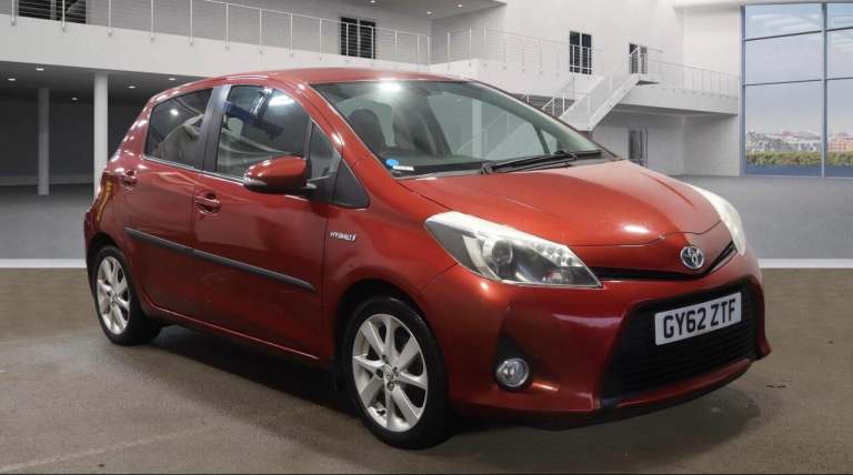 2013 Toyota Yaris 1.5 VVT-i Hybrid T Spirit 5dr CVT HATCHBACK PETROL/ELECTRIC Automatic