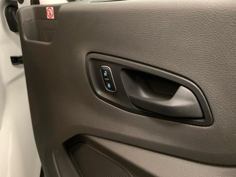 2024 Ford Transit Transit 350 L3 Diesel RWD 2.0 Eco Blue 105ps H3 Leader Van Van Diesel Manual