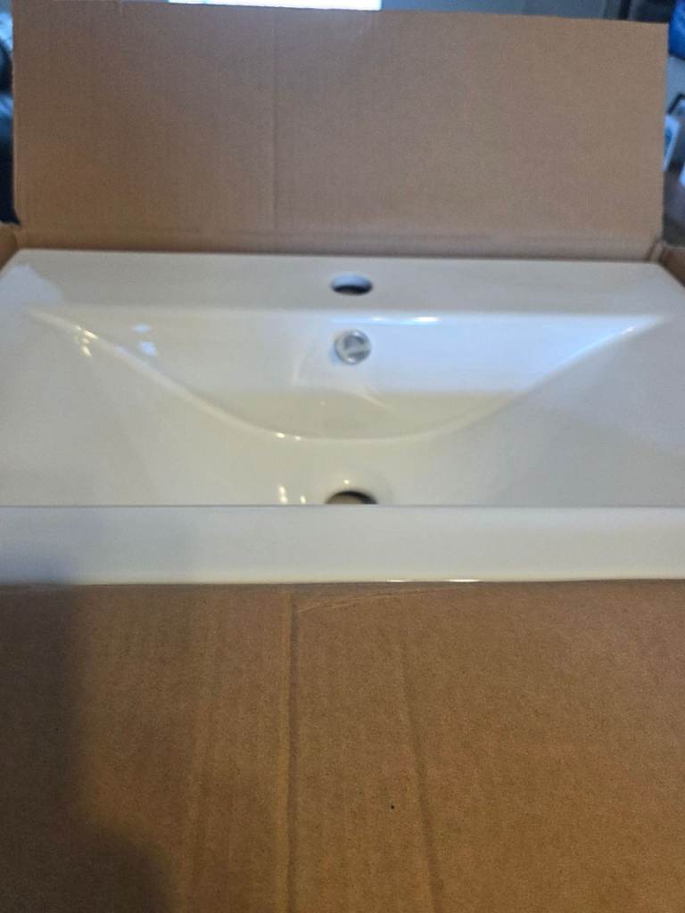 Bathroom unit