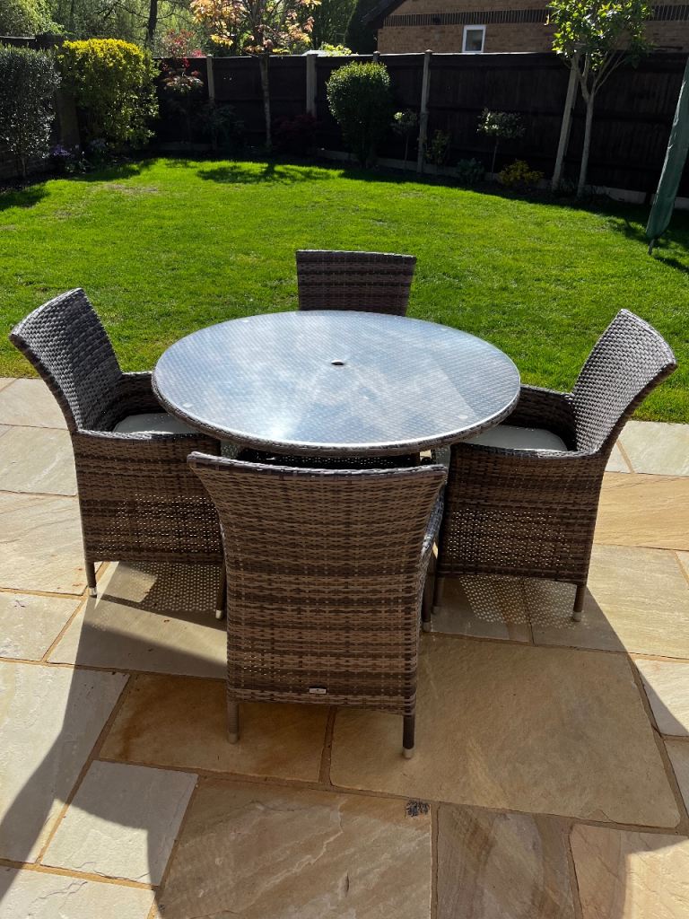 Supremo Leisure Grey Rattan effect 4 seater dining set