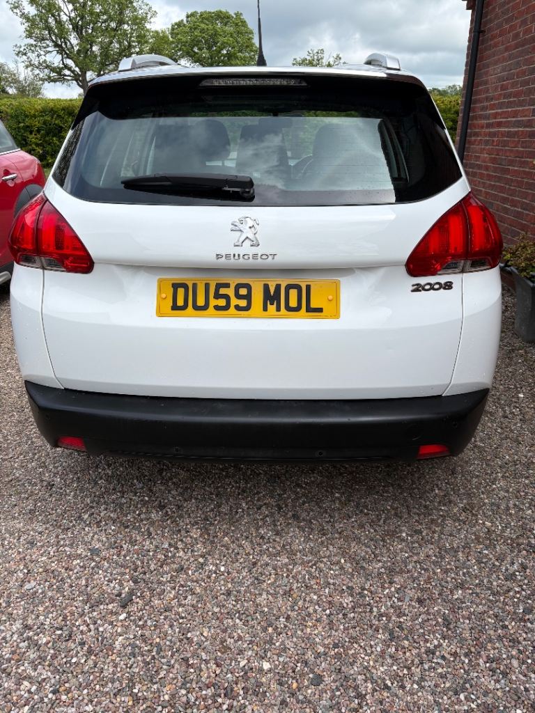 Peugeot, 2008, Hatchback, 2013, Manual, 1199 (cc), 5 doors