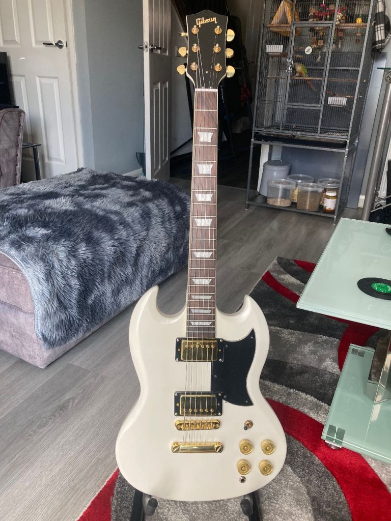 Gibson SG Electric Guitar - White, Good Condition