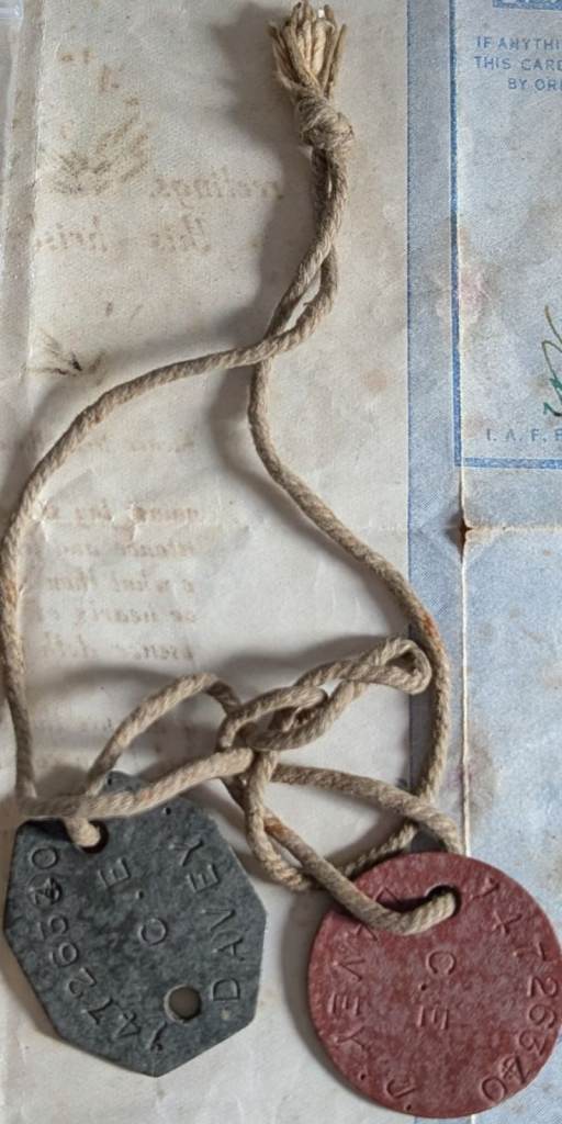 Vintage World War 2/WW2 Dog Tags RAF C.E  J. Davey #14726330/#14726340