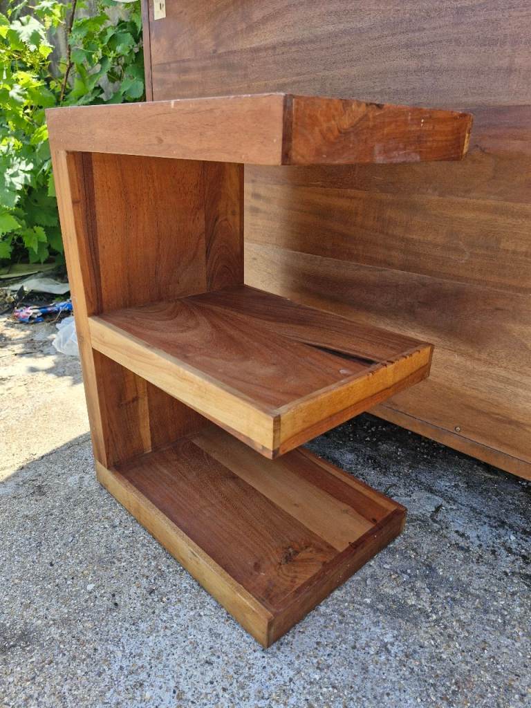 Mango wood coffee table 