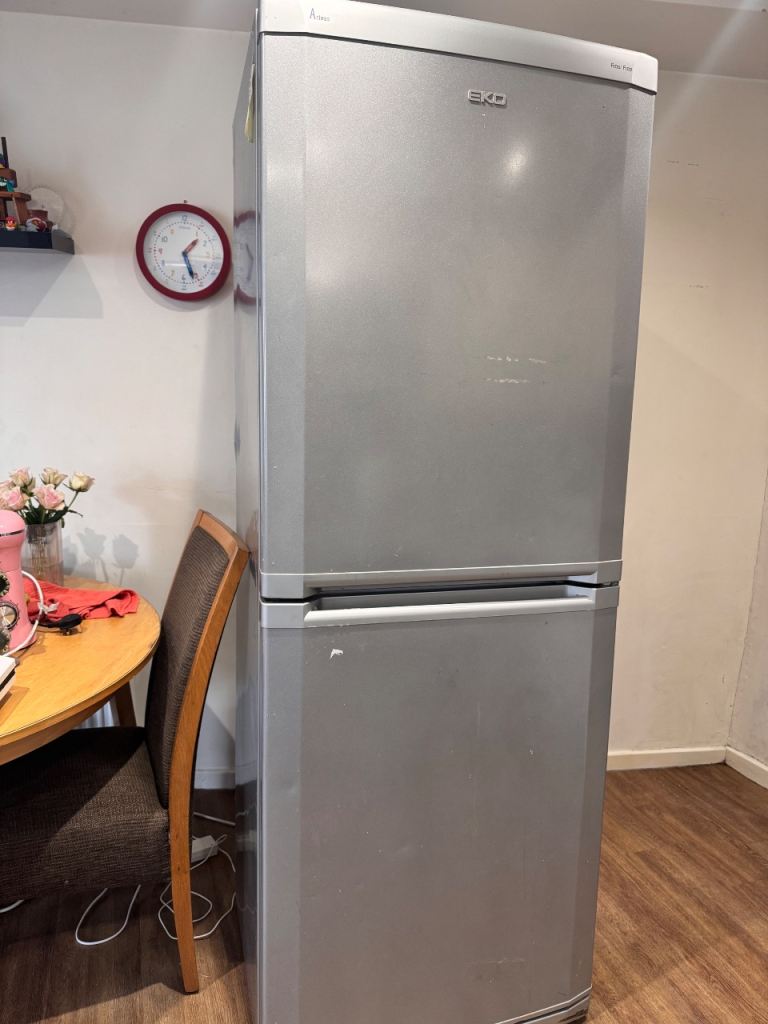 Large fridge freezer 