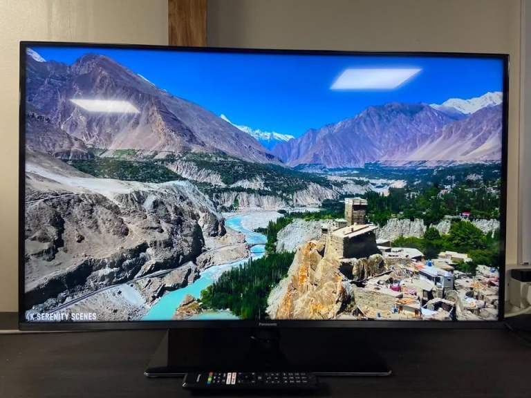 2023 43" Panasonic TX-43MX650B 4K LED Ultra HD Smart TV