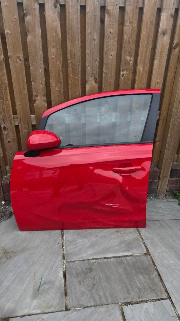 Vauxhall Corsa E Passenger Side Front Door With Wing Mirror