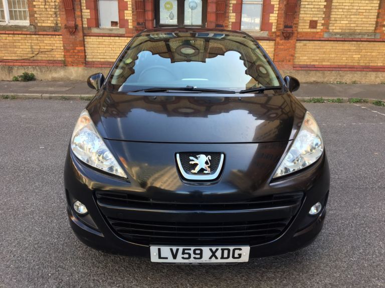 PEUGEOT 207 1.4 / ULEZ FREE  / 2027 MOT / 3 DOOR / BLACK / LOW MILEAGE / First Car 