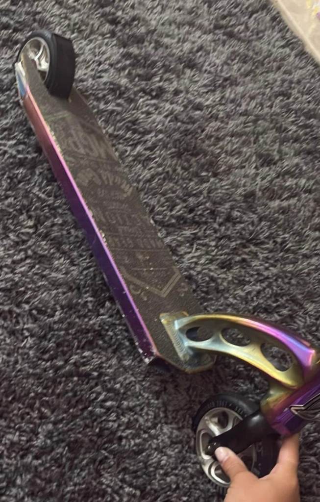 Stunt Scooter Multicoloured – Good Condition