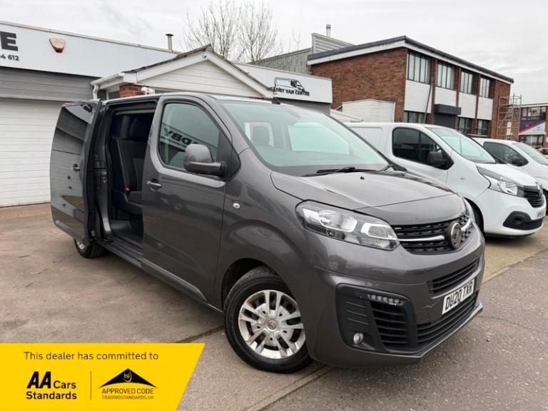 Vauxhall Vivaro L2H1 3100 SPORTIVE S/S DCB