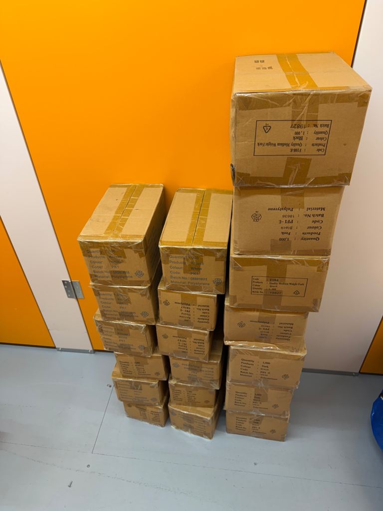 1000 heavy duty plastic forks and knives 