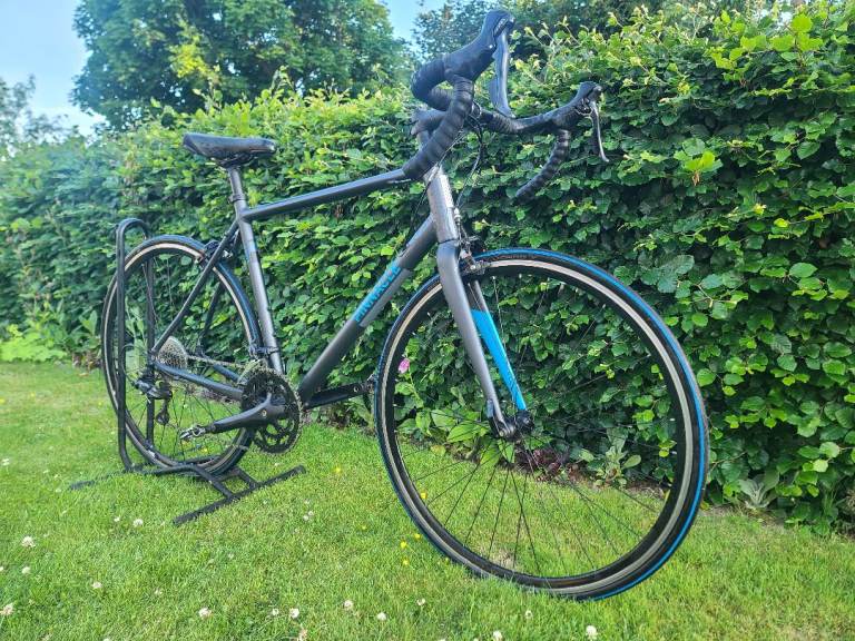 Pinnacle Laterite Road Bike
