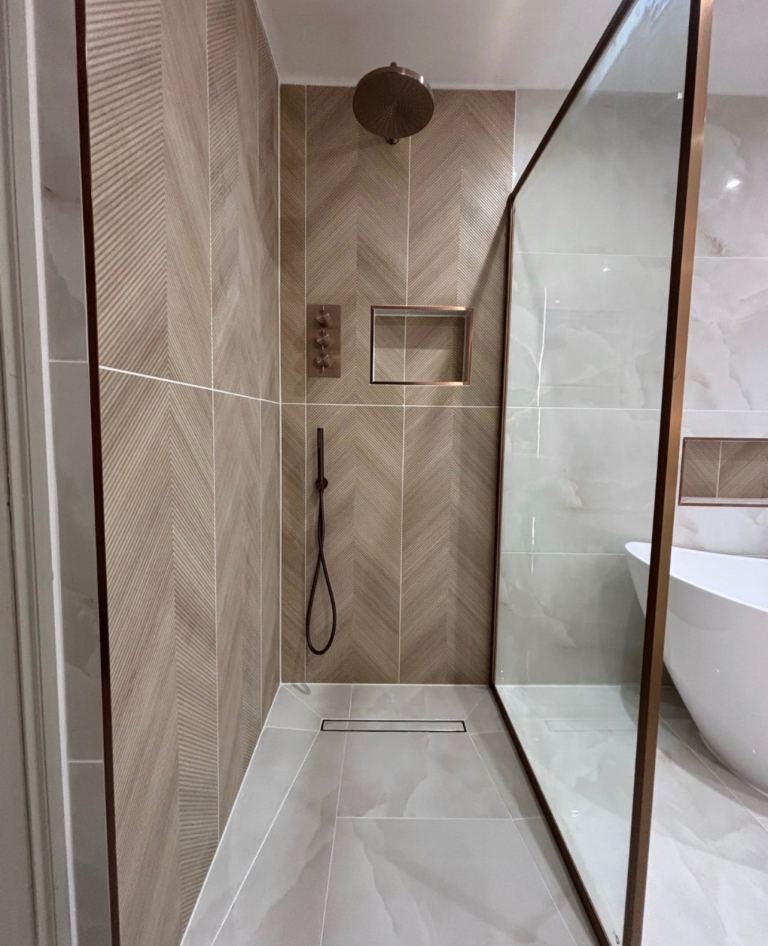     Professional Tiler in Canary Wharf | Free Quotes