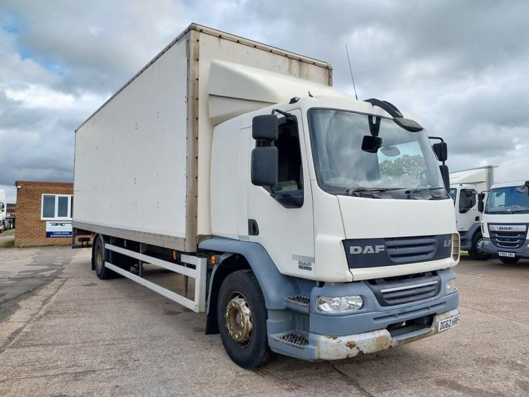 DAF LF 55 220, 2012/62, 28ft Box Body Truck, 18 Ton, Sleeper cab, Manual