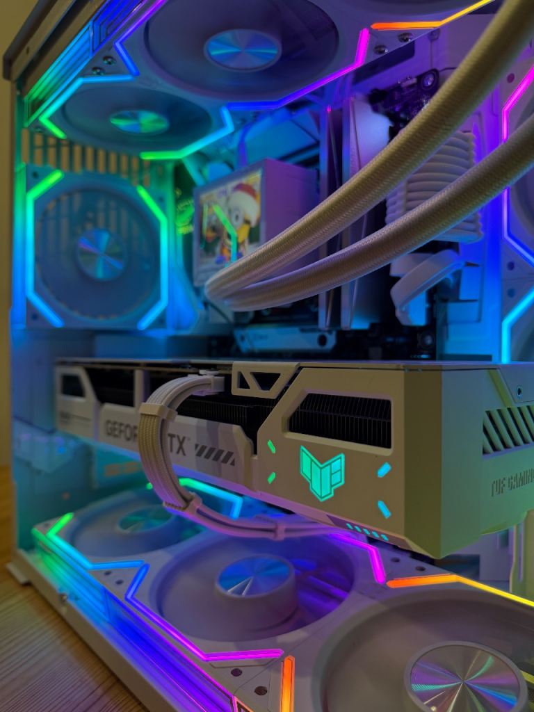 Gaming PC - Ryzen 7 9800X3D, 16GB RTX 5070 Ti, 32GB DDR5, 2TB NVME SSD, RGB