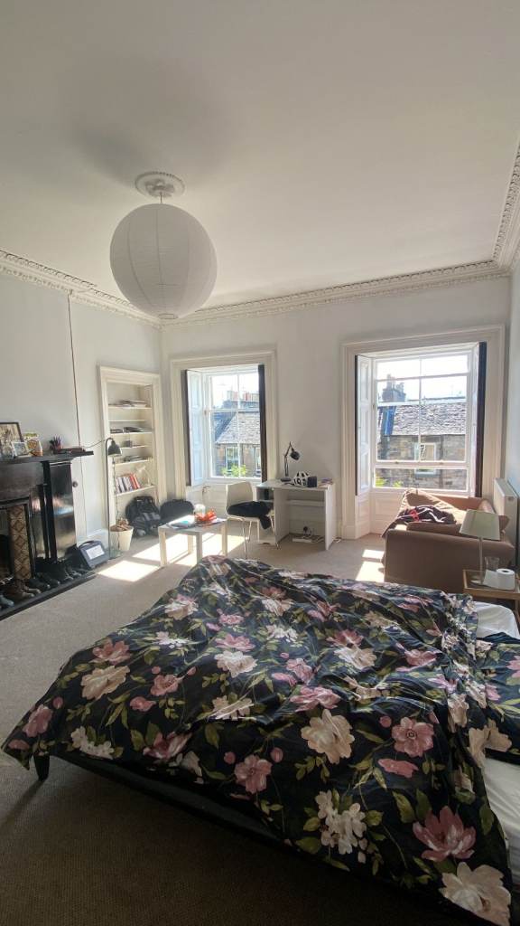Lovely flat near the Meadows