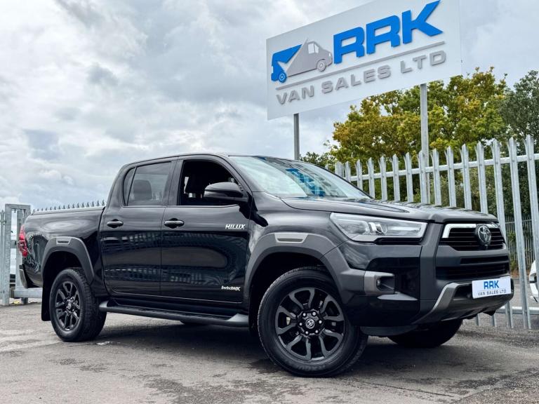 2022 Toyota Hilux Invincible X D/Cab Pick Up 2.8 D-4D Auto PICK UP DIESEL Automatic
