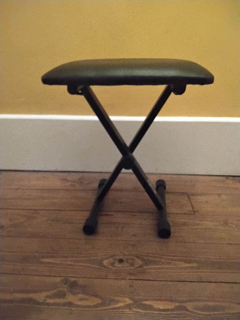 Keyboard or musicians seat